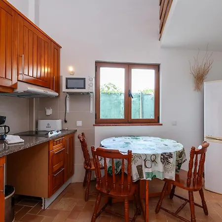Montes De Praias ホームステイ