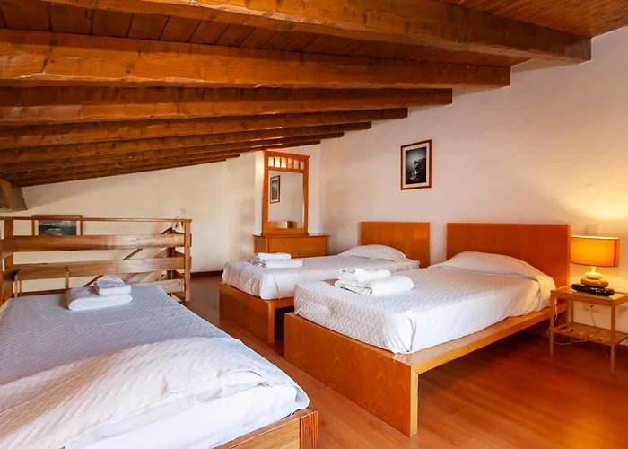 Montes De Praias منزل للإقامة ألخيزور