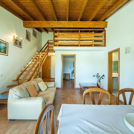 Homestay H - Montes De Praias *