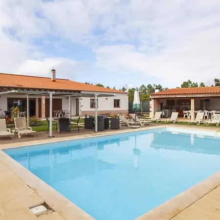 Montes De Praias בית אירוח *