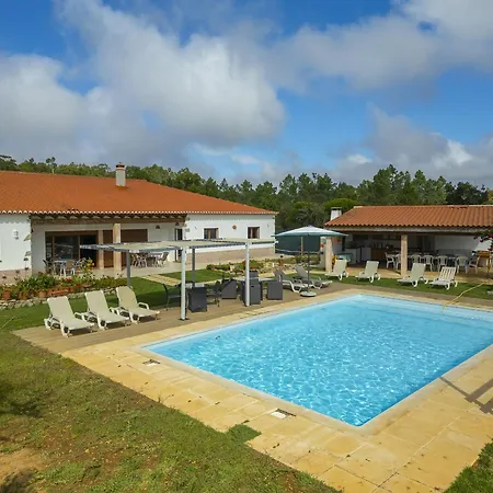 Montes De Praias בית אירוח