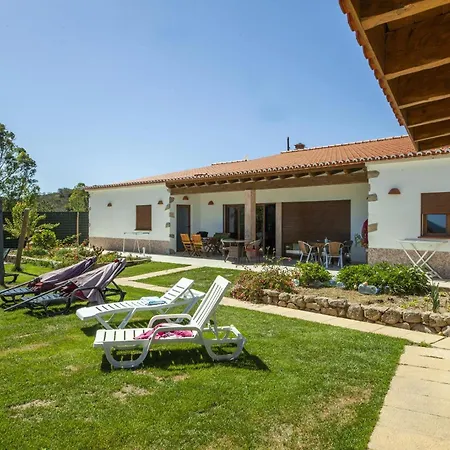 בית אירוח Montes De Praias אלג'זור